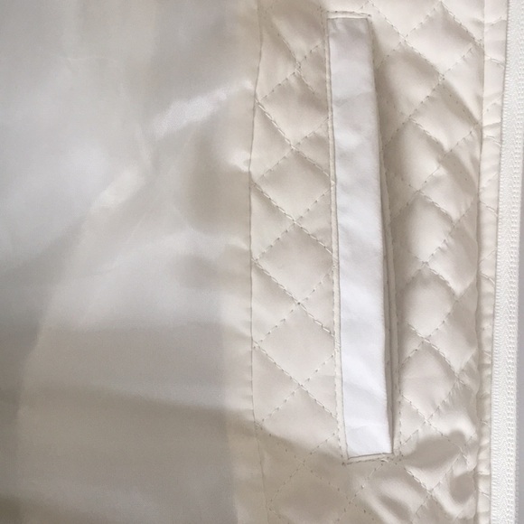 Giacca Ivory Quilted Zippered Jacket - Picture 6 of 6